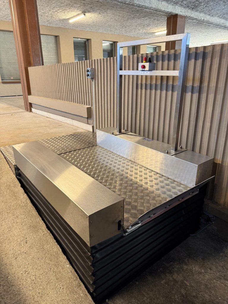 Sérénité monte-escaliers, plateforme élévatrice PMR3