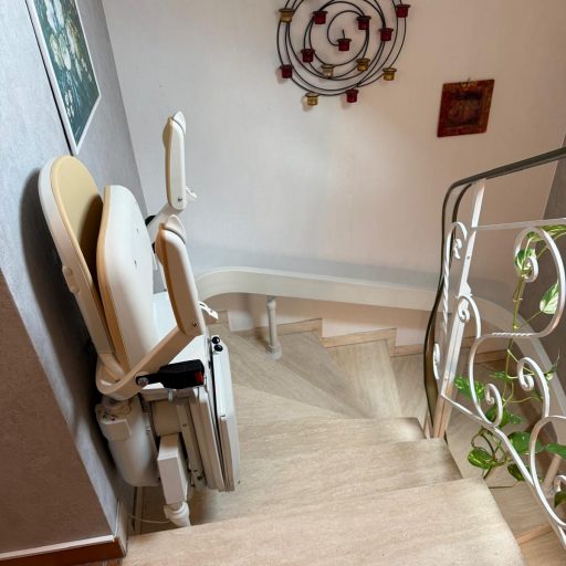 SÉRÉNITÉ MONTE-ESCALIER - INSTALLATION ACORN7